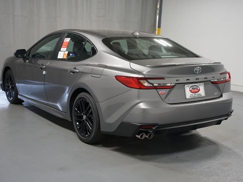 New 2026 Toyota Camry SE image 6