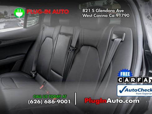 Used 2023 Alfa Romeo Stelvio Sprint image 10