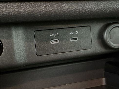 Used 2024 Nissan Rogue SV image 30