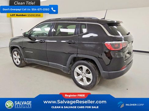 Used 2018 Jeep Compass Latitude w/ Popular Equipment Group FWD image 3