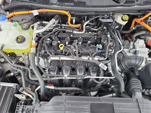 Used 2025 Lincoln Corsair Grand Touring w/ Towing Package image 32