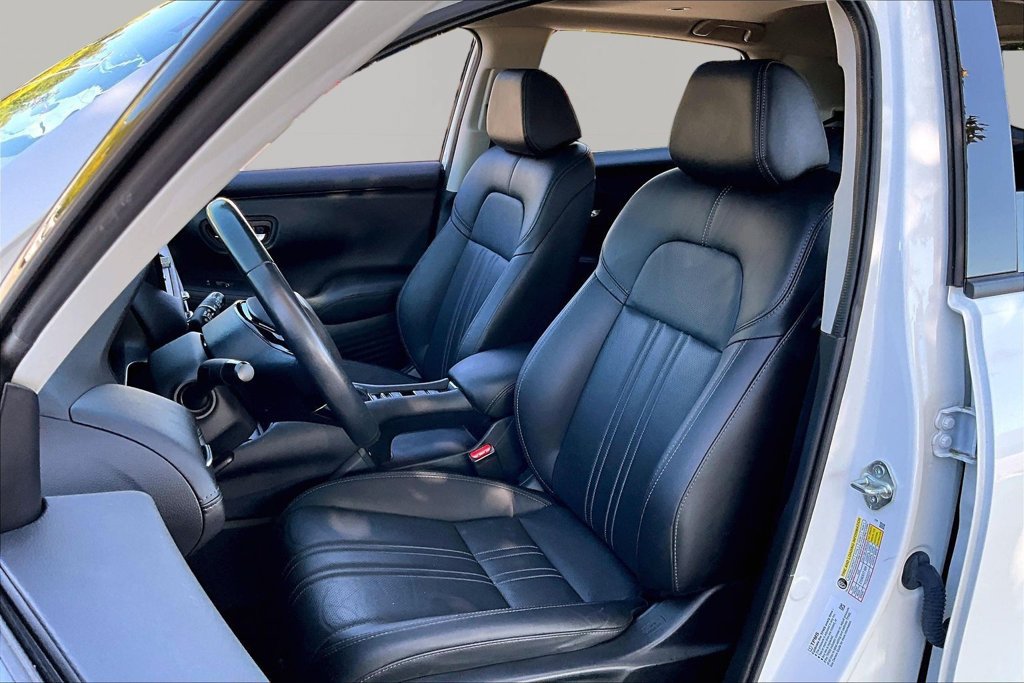 Used 2025 Honda HR-V EX-L image 15