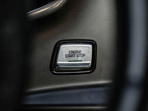 Used 2016 Chevrolet Corvette Stingray Coupe RWD image 19