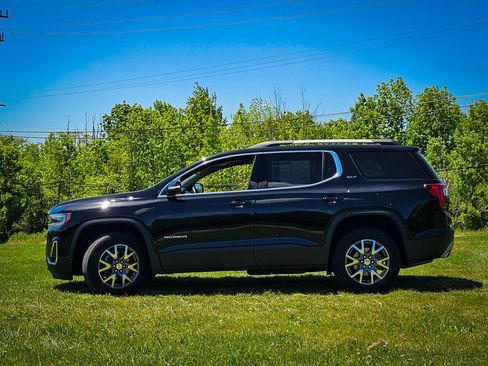 Used 2023 GMC Acadia SLT w/ Technology Package AWD/4WD image 7