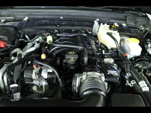 Used 2022 Jeep Wrangler Unlimited Sport AWD/4WD image 18