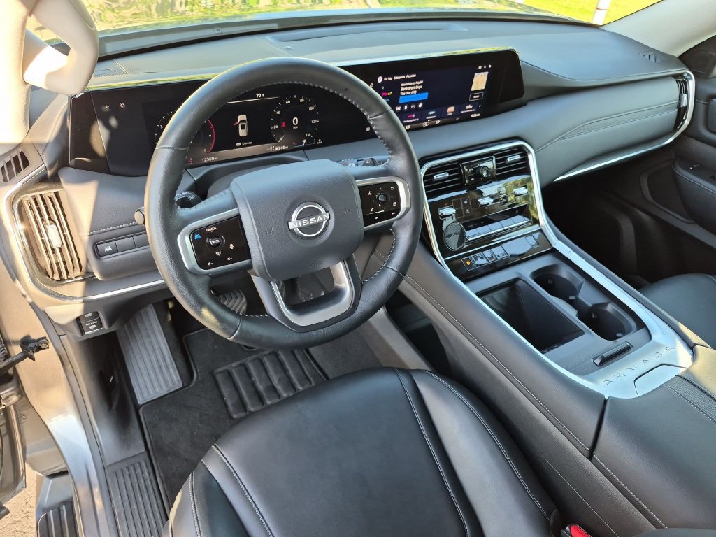 Used 2026 Nissan Armada SV AWD/4WD image 10