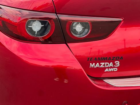 Certified 2025 MAZDA MAZDA3 2.5 Turbo Sedan w/Premium Plus image 24