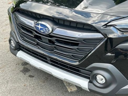Used 2024 Subaru Outback Limited AWD/4WD image 12