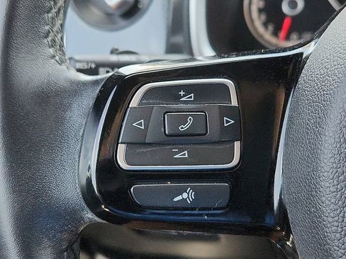 Used 2013 Volkswagen Beetle 2.0T FWD image 15