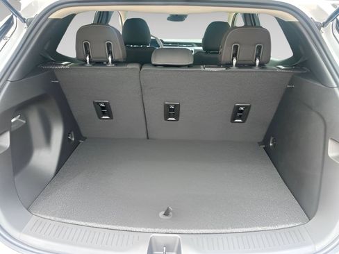 New 2027 Chevrolet Bolt LT w/ Comfort Package FWD image 12
