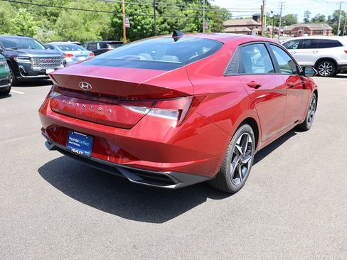 Used 2023 Hyundai Elantra SEL w/ Convenience Package FWD image 7