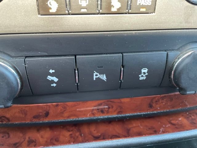 Used 2012 Chevrolet Tahoe LTZ AWD/4WD image 22