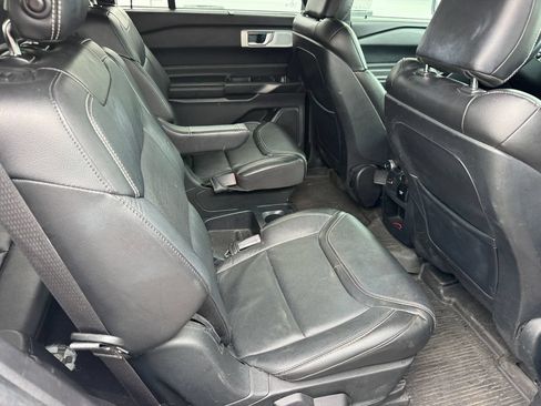 Used 2020 Ford Explorer ST w/ Premium Technology Package AWD/4WD image 15
