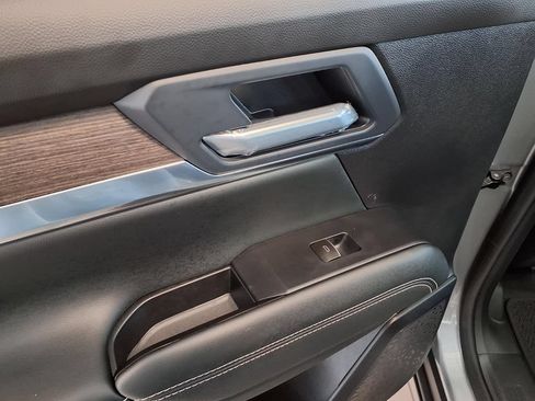 New 2026 GMC Terrain Denali AWD/4WD image 9