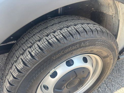 Used 2023 Ford Transit 250 148 High Roof image 27