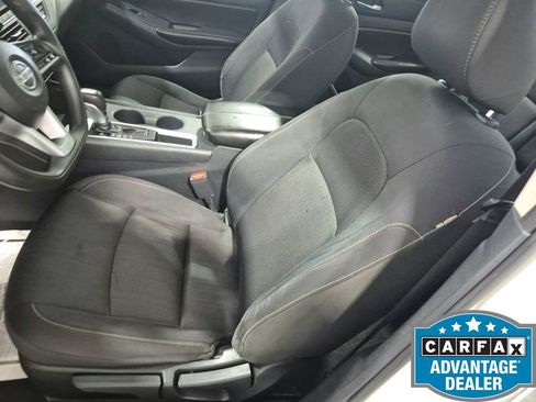 Used 2022 Nissan Altima 2.5 S FWD image 14