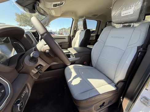 New 2025 RAM 2500 Laramie image 17