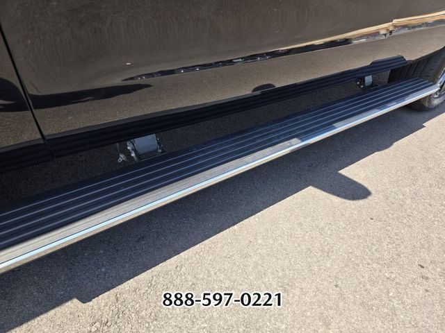 Used 2021 Ford Expedition Limited RWD image 9