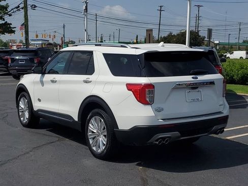 Certified 2023 Ford Explorer King Ranch w/ Technology Package AWD/4WD image 4