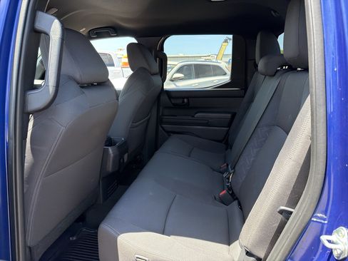 Used 2024 Toyota Tacoma SR5 AWD/4WD image 11