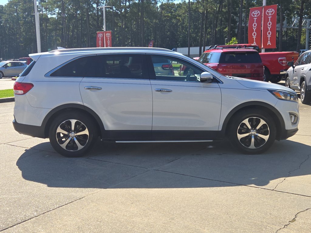 Used 2017 Kia Sorento EX FWD image 8