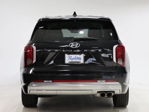 Used 2023 Hyundai Palisade Calligraphy w/ Cargo Package AWD/4WD image 7