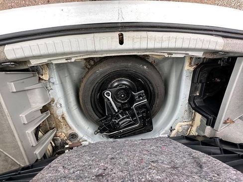 Used 2011 Toyota Prius Two FWD image 26