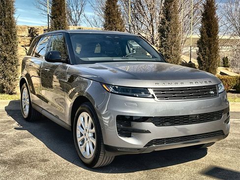 Used 2025 Land Rover Range Rover Sport image 7