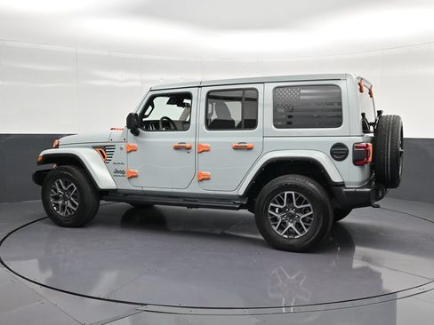 Used 2024 Jeep Wrangler Unlimited Sahara w/ Safety Group AWD/4WD image 8