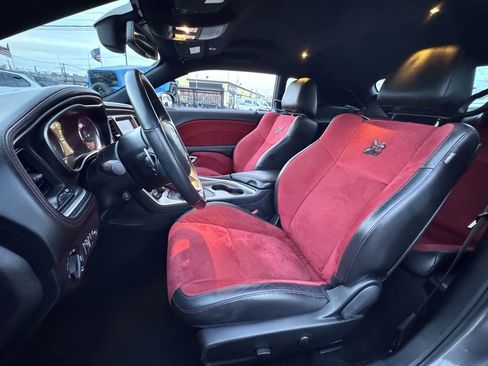 Used 2022 Dodge Challenger R/T Scat Pack w/ Dynamics Package image 1