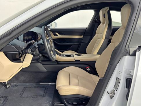 Used 2020 Porsche Taycan Turbo w/ Premium Package image 17