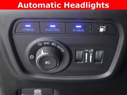 Used 2025 Jeep Grand Cherokee Trailhawk w/ Advanced Protech Group II image 20