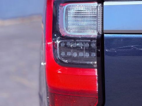 Used 2019 Ford Expedition Platinum AWD/4WD image 10