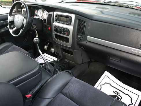 Used 2005 Dodge Ram 1500 Truck 2WD Regular Cab image 31