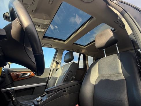 Used 2012 Mercedes-Benz GLK 350 2WD image 17