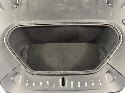 Used 2023 Tesla Model S AWD/4WD image 14