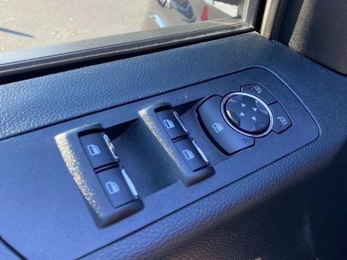 Used 2018 Ford F150 XLT w/ Equipment Group 302A Luxury AWD/4WD image 13