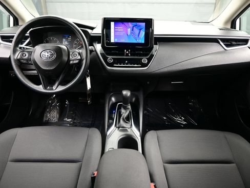 Used 2024 Toyota Corolla LE FWD image 15