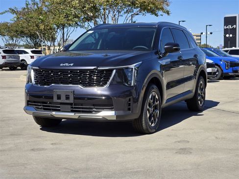 New 2026 Kia Sorento S image 2