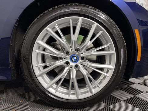 Used 2023 BMW 330e xDrive w/ Premium Package AWD/4WD image 20