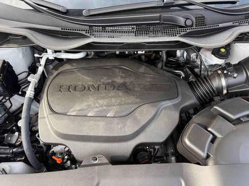 Used 2026 Honda Odyssey Elite image 12