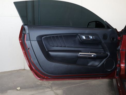 Used 2019 Ford Mustang GT Premium RWD image 35