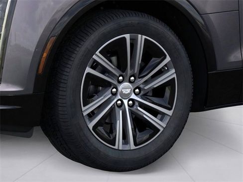 New 2026 Cadillac Lyriq Premium Luxury image 7