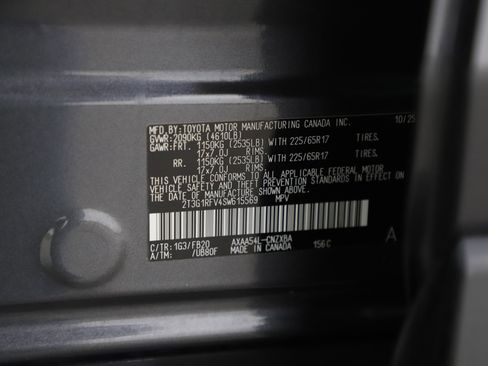 Used 2025 Toyota RAV4 LE image 27