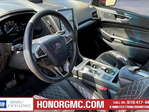 Used 2024 Ford Edge Titanium AWD/4WD image 21