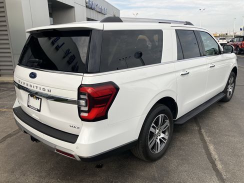 Used 2024 Ford Expedition Max Limited AWD/4WD image 6