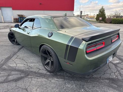 Used 2018 Dodge Challenger SRT Hellcat image 6