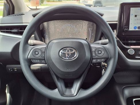 Used 2026 Toyota Corolla LE FWD image 27