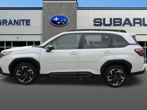 Used 2025 Subaru Forester Limited AWD/4WD image 7
