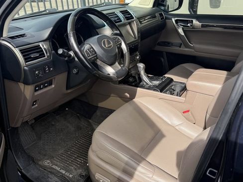 Used 2020 Lexus GX 460 Premium AWD/4WD image 3
